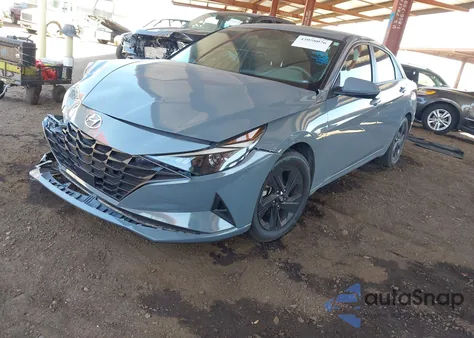 2022 Hyundai Elantra Sel z USA, uszkodzony, nr VIN KMHLS4AG6NU216943